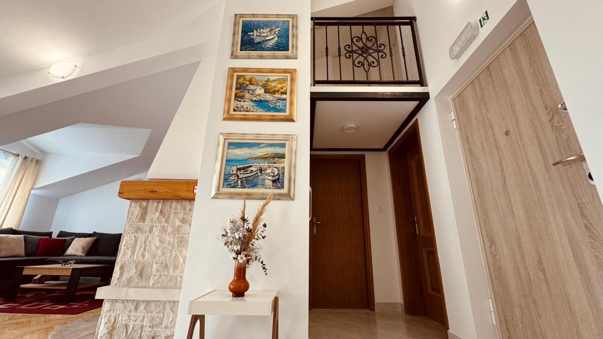 Penthouse Lapis Apartment สปลิท ภายนอก รูปภาพ